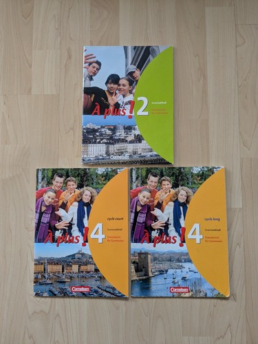 Plus 4 französisch - +,
